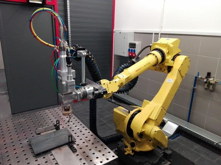 Laser-welding-station.jpg